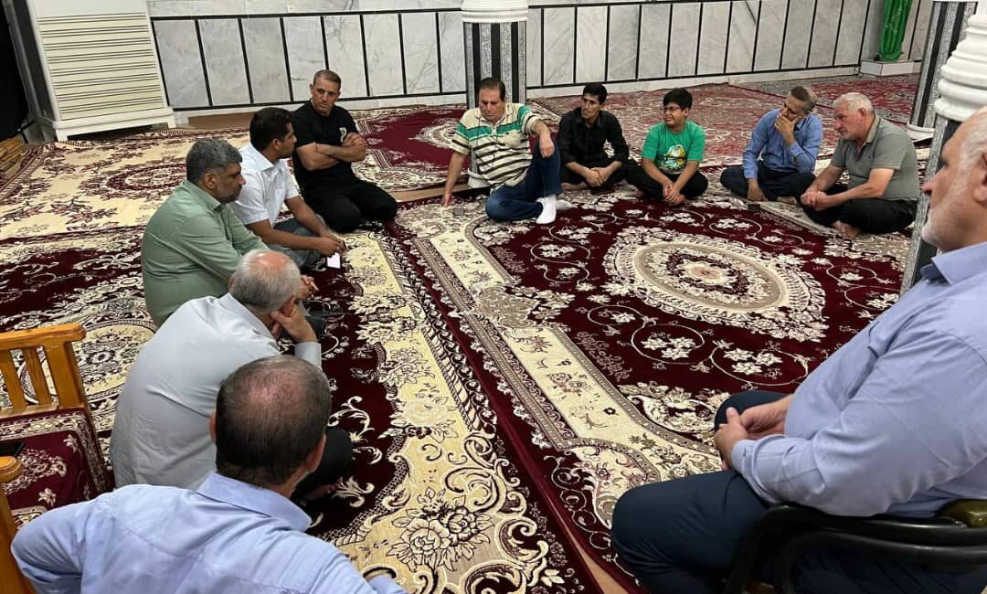 جلسات تسهیلگران باغ بازار با باغ داران